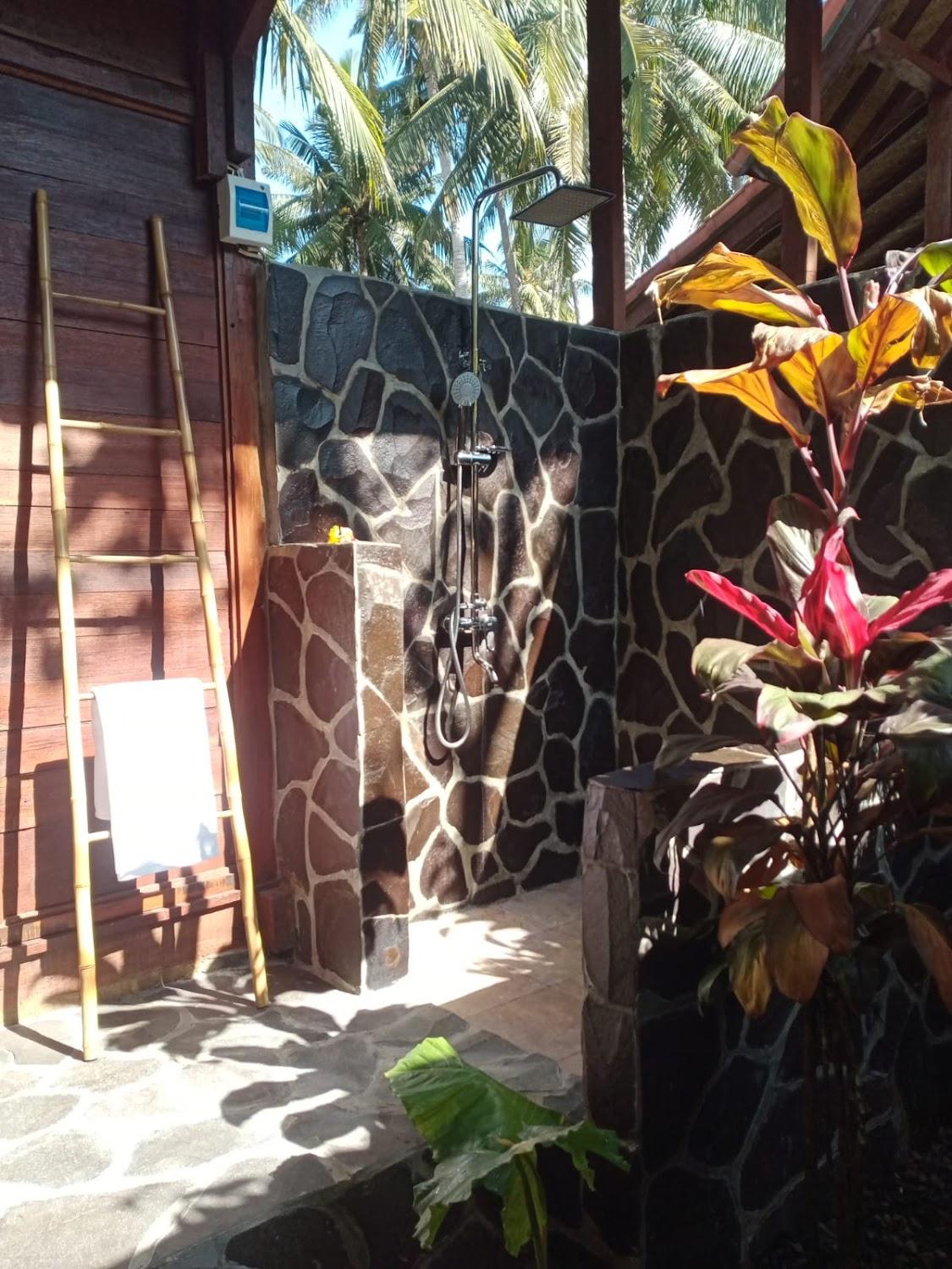 Cover Image for Wooden House Candidasa