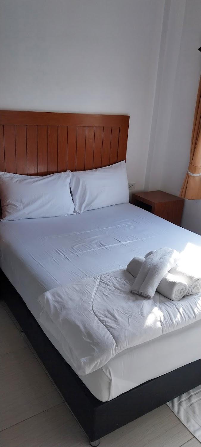Cover Image for Ava 2 Budget Hotel Koh Tao