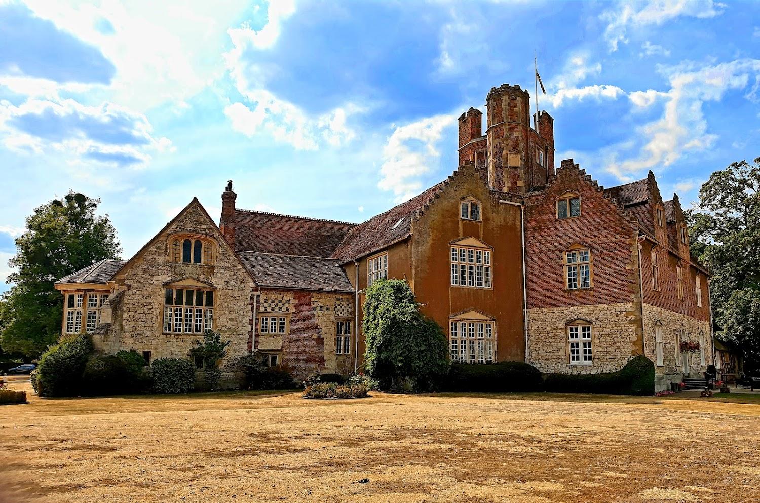 Cover Image for Bisham Abbey