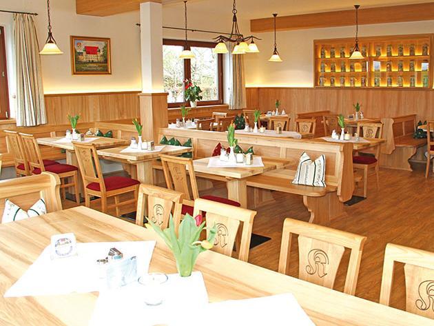 Cover Image for Hotel-Gasthof Kramerwirt