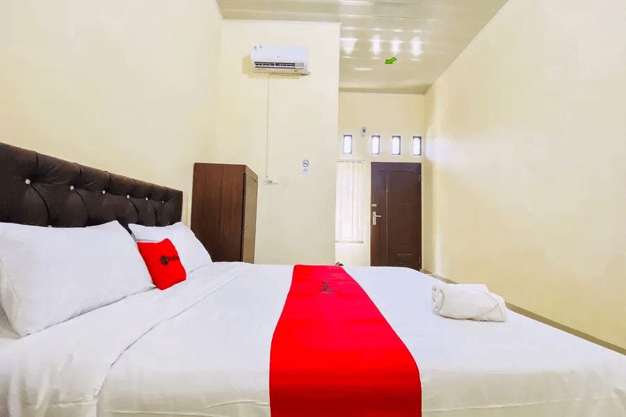 Cover Image for RedDoorz @ Shine Guest House Tebing Tinggi