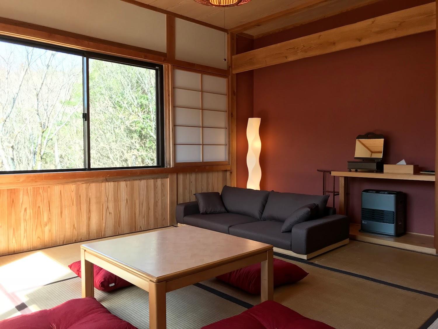 Cover Image for 山荘梶ヶ森