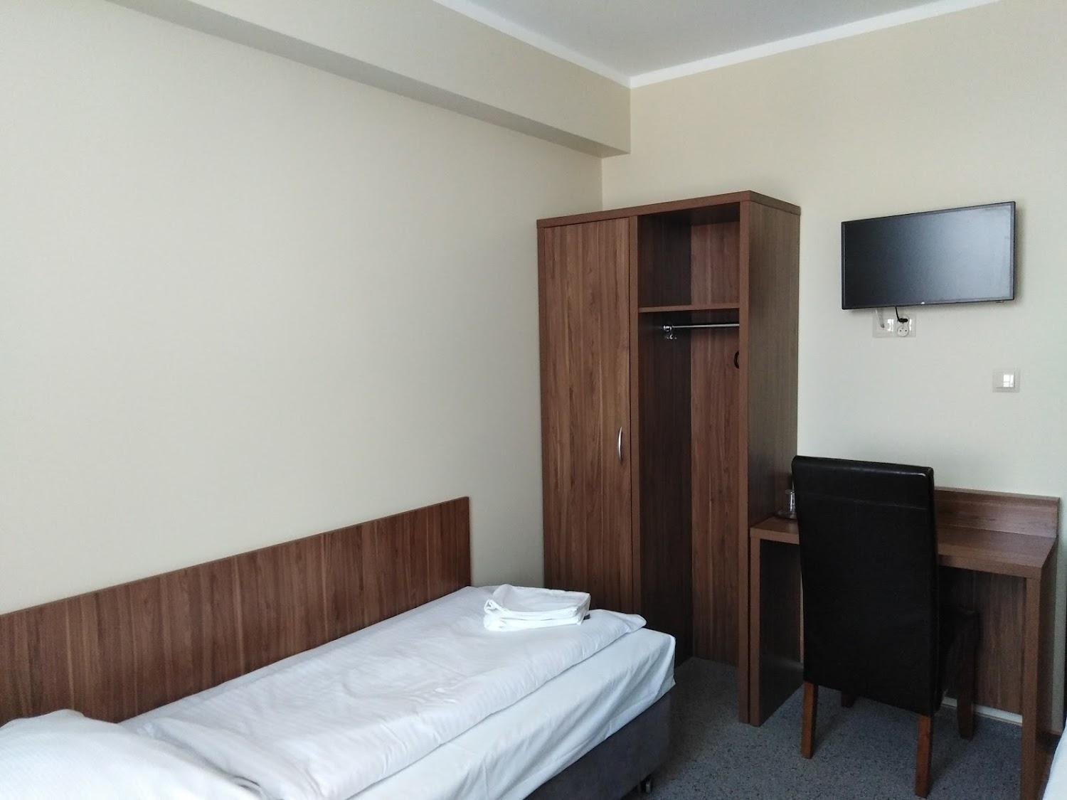 Cover Image for Hotel Cargo