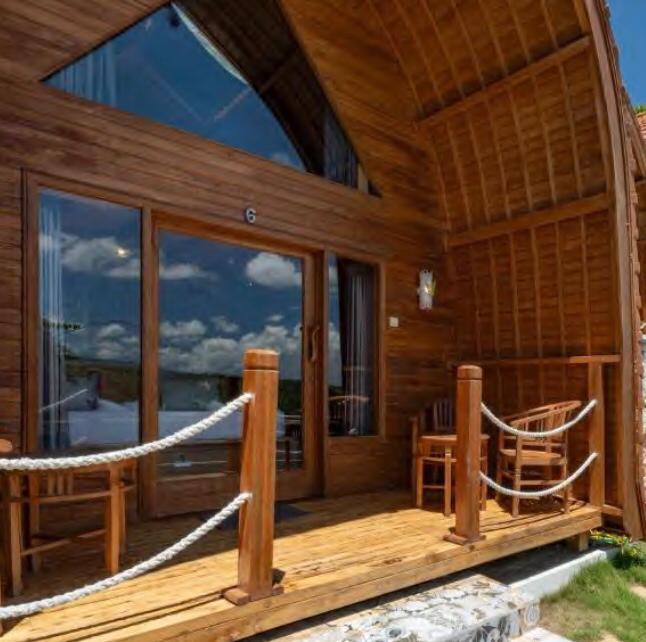 Cover Image for Butterfly Villa's Nusa Ceningan