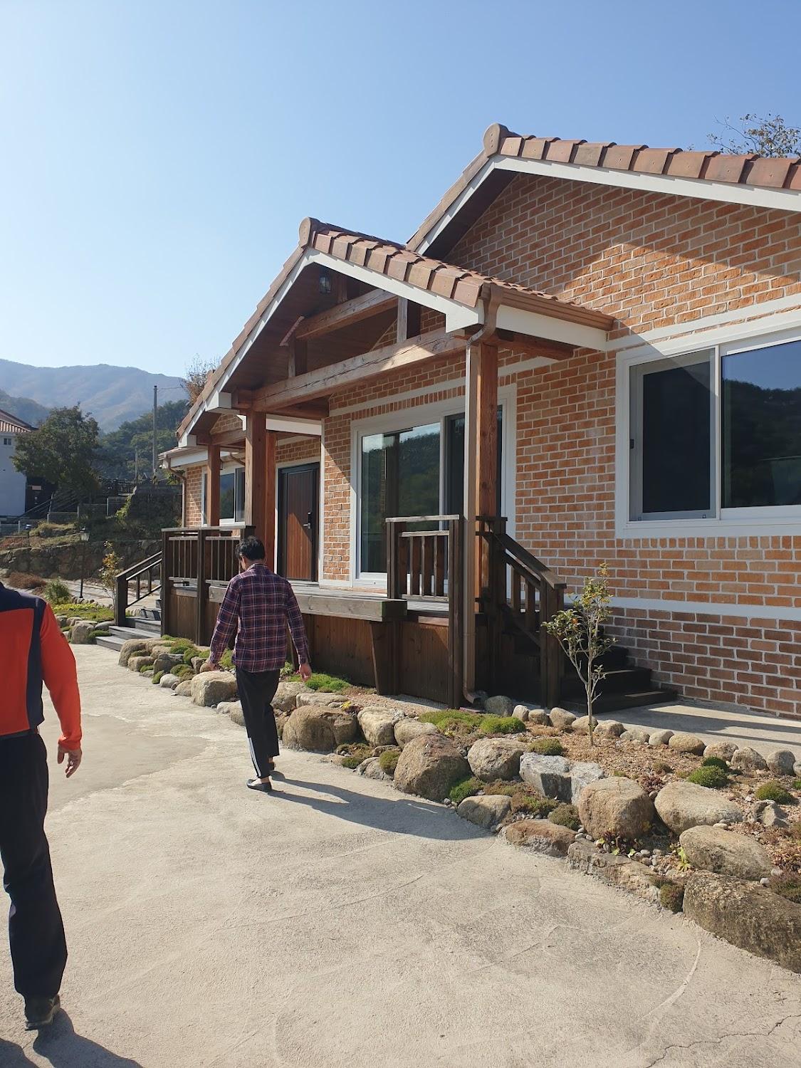 Cover Image for 지리산녹차별펜션
