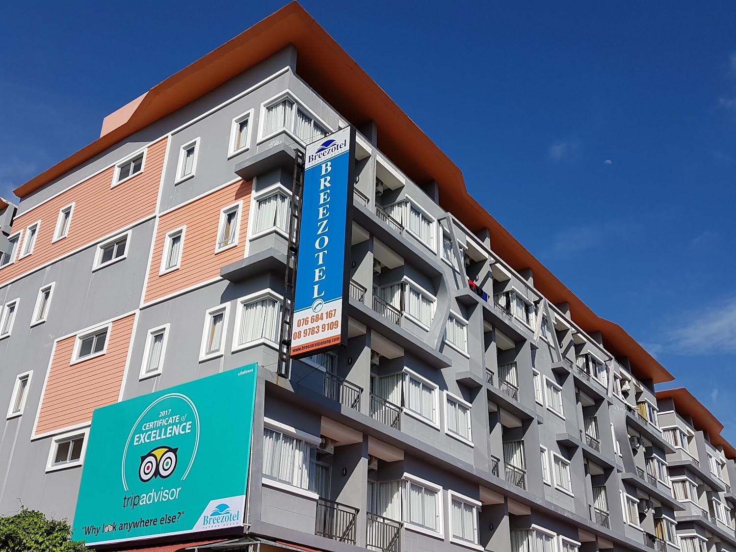 Cover Image for Breezotel