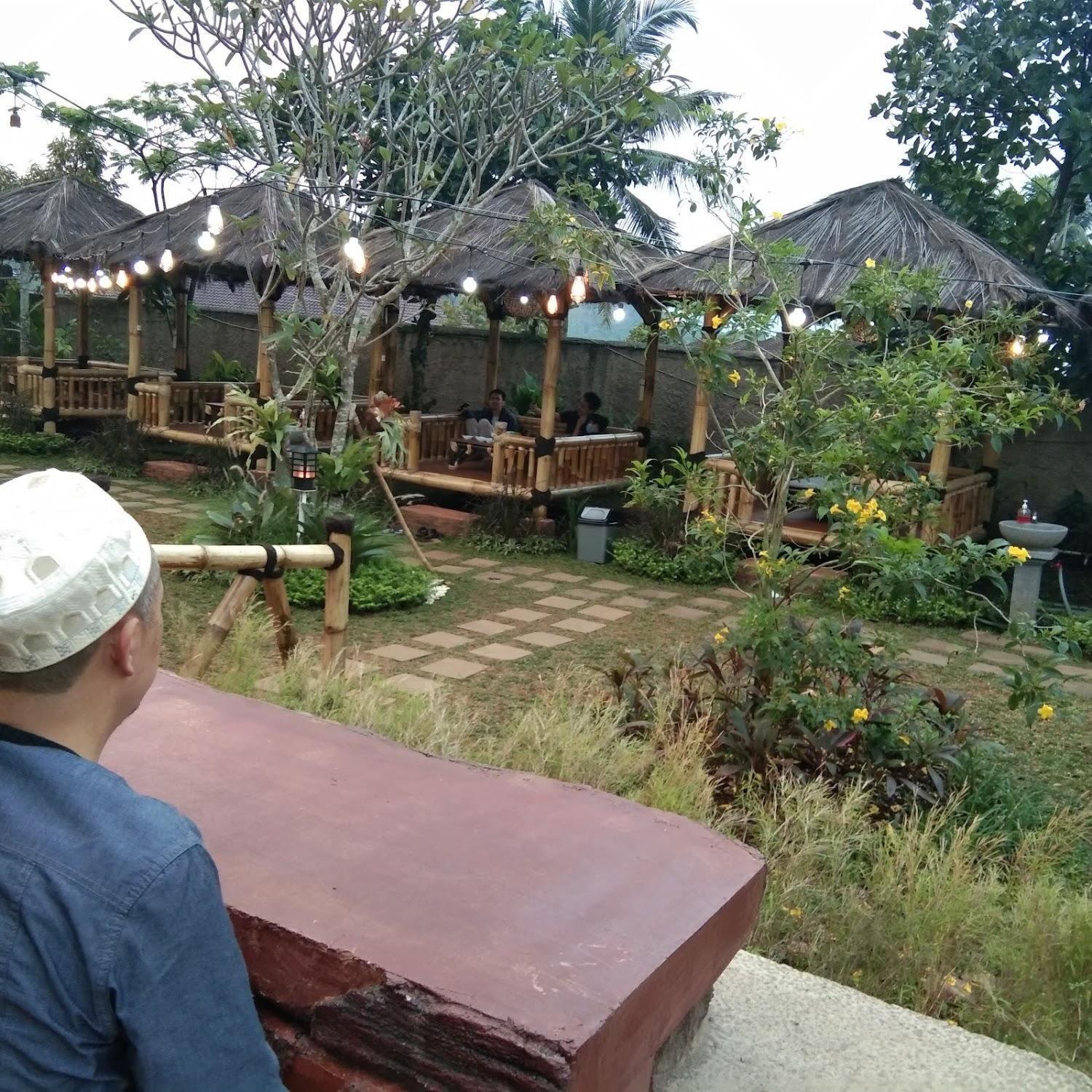 Cover Image for Hotel Toserba Selamat Cianjur