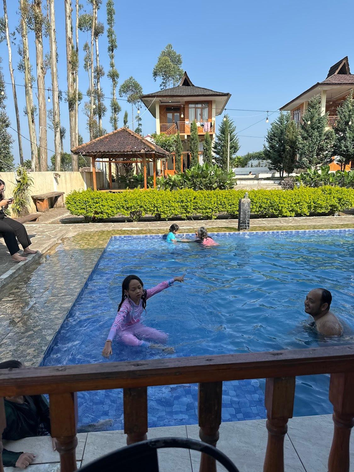 Cover Image for Villa Cempaka Pangalengan