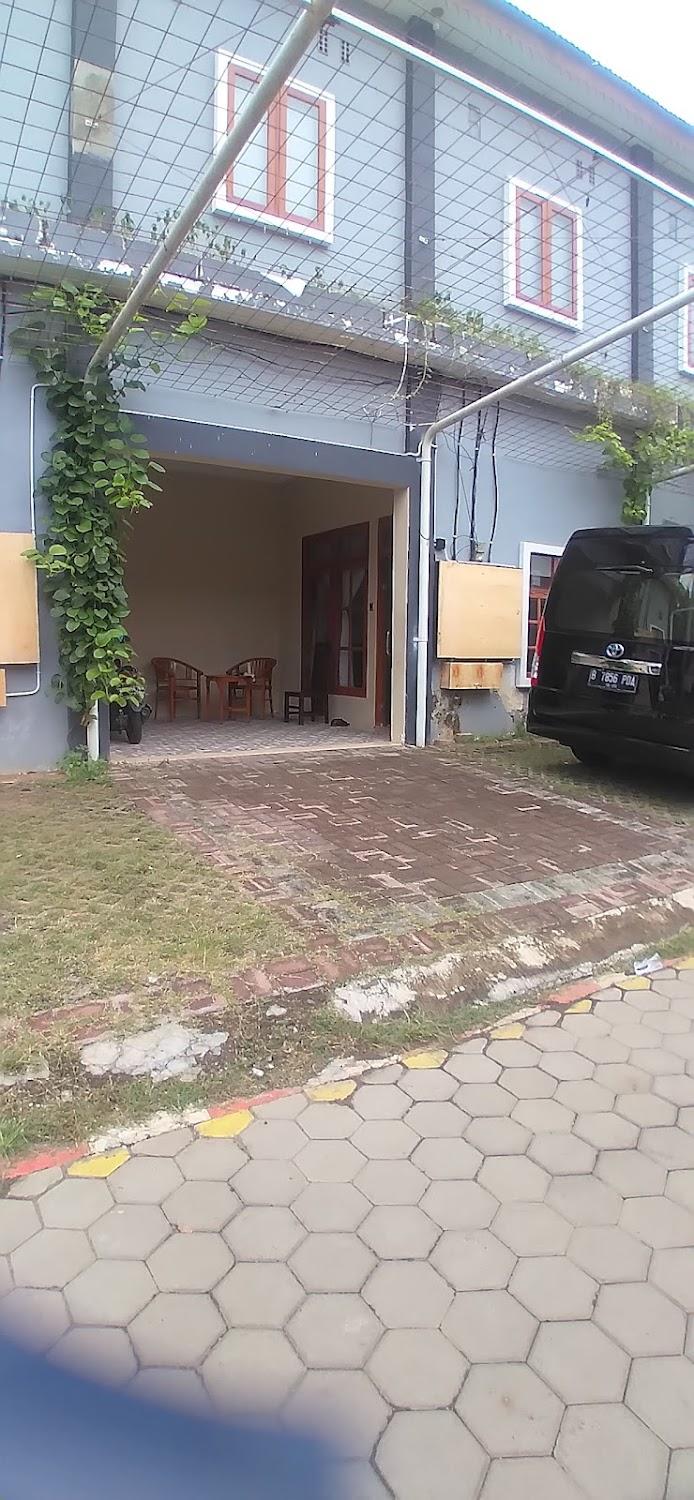 Cover Image for OYO 93837 Ipeda Family Residence Syariah
