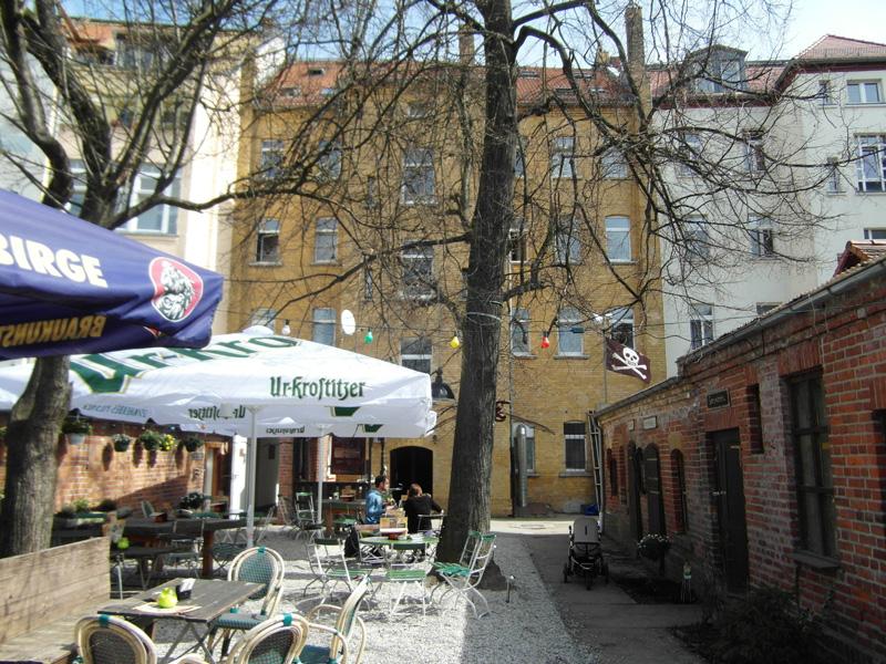 Cover Image for Homeplanet Hostel