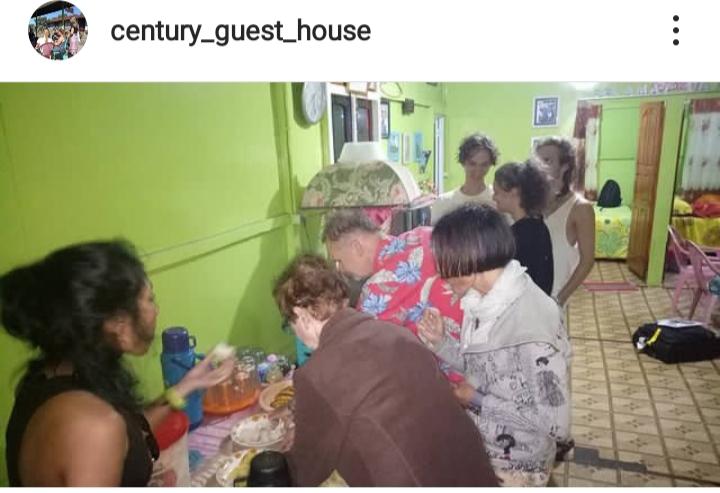 Cover Image for Century Homestay 300K/Night