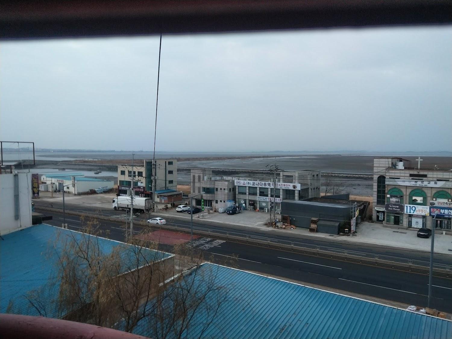 Cover Image for 블루힐모텔