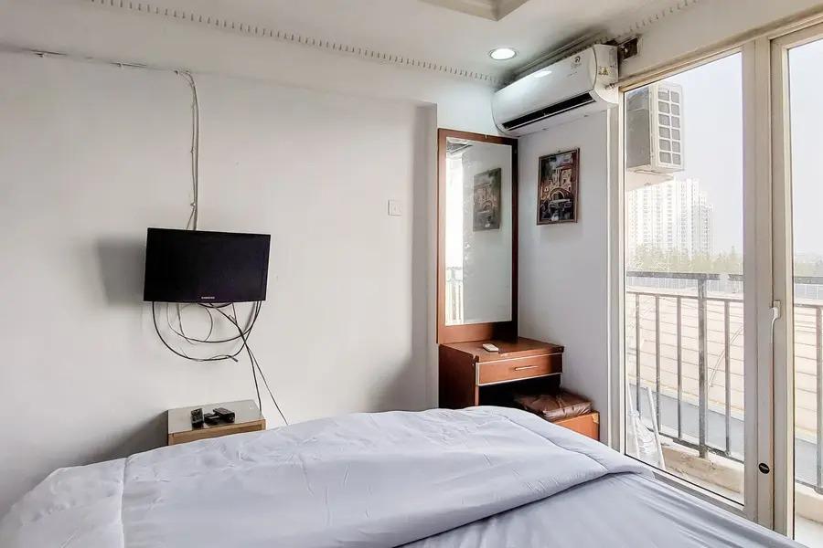 Cover Image for RedLiving Apartemen Mutiara - Harum Property Tower A