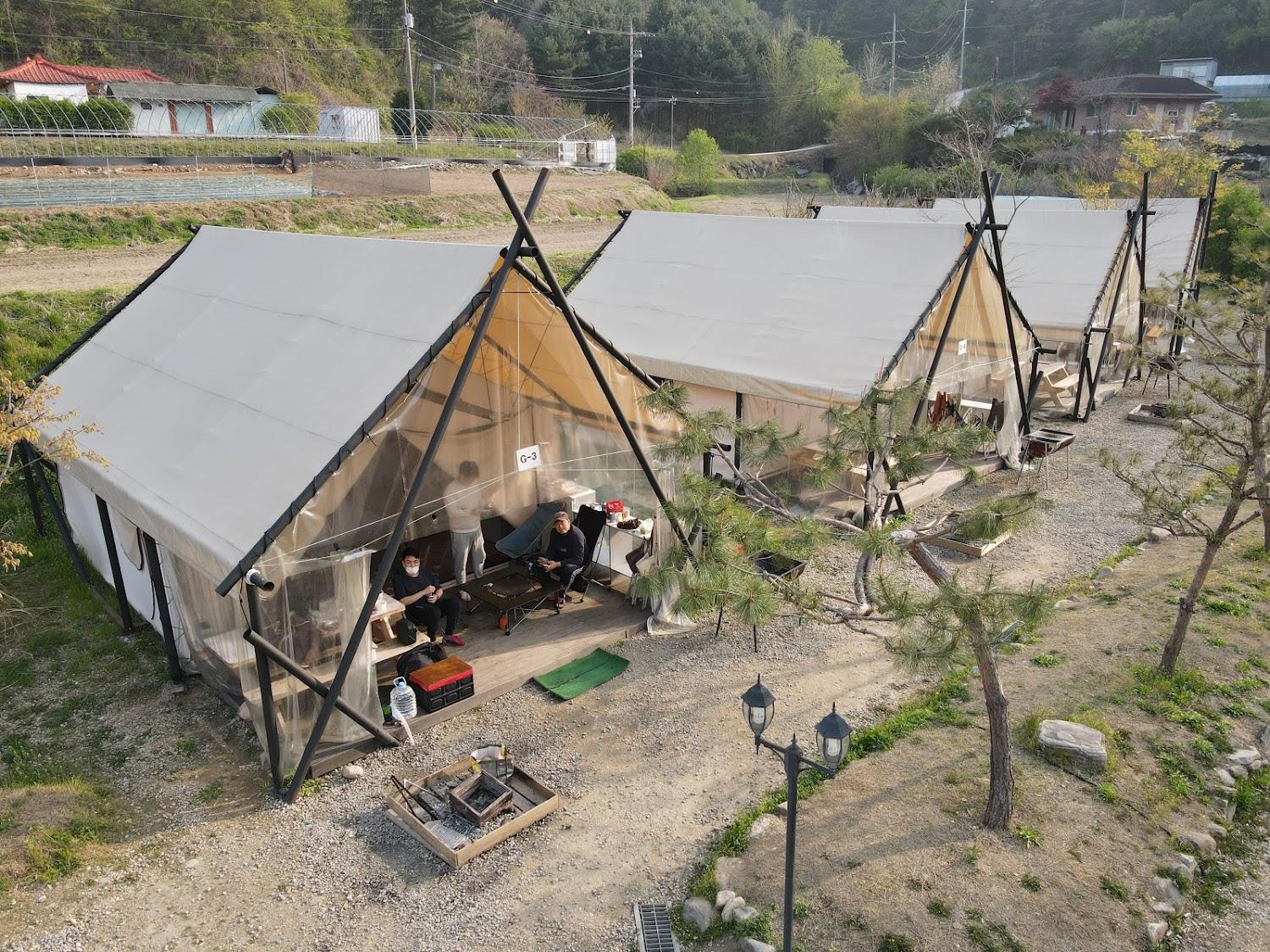 Cover Image for 노산팔경캠핑장관광농원
