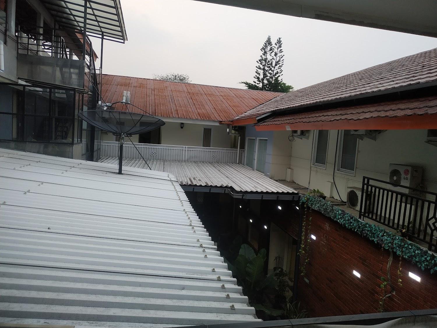 Cover Image for RedDoorz near Kebun Raya Bogor 2