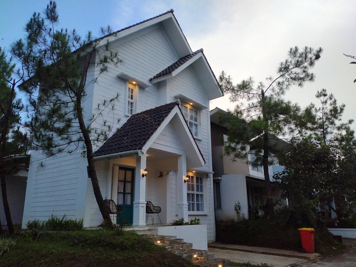 Cover Image for Greenhill Alana Villa Syariah RedPartner