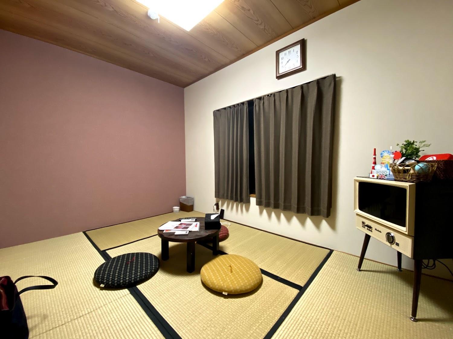 Cover Image for Kakurazaka Retro Hotel