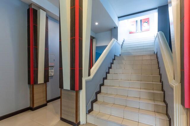 Cover Image for OYO 1127 Baan Siam Hotel