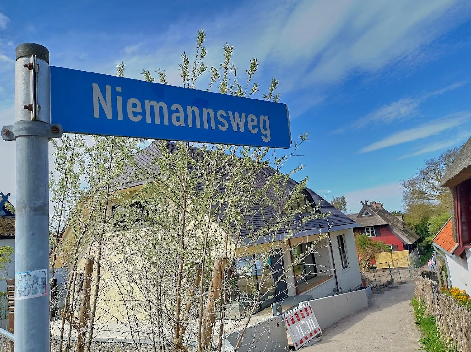 Cover Image for Namenlos