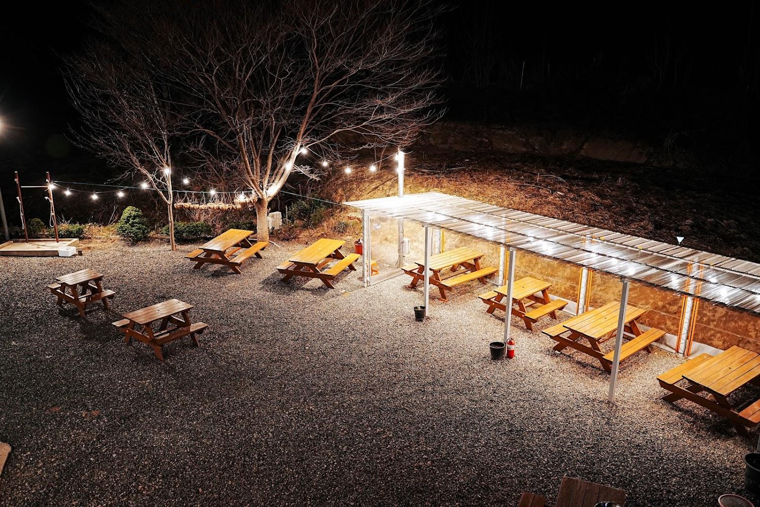 Cover Image for 슬로우웨이브펜션