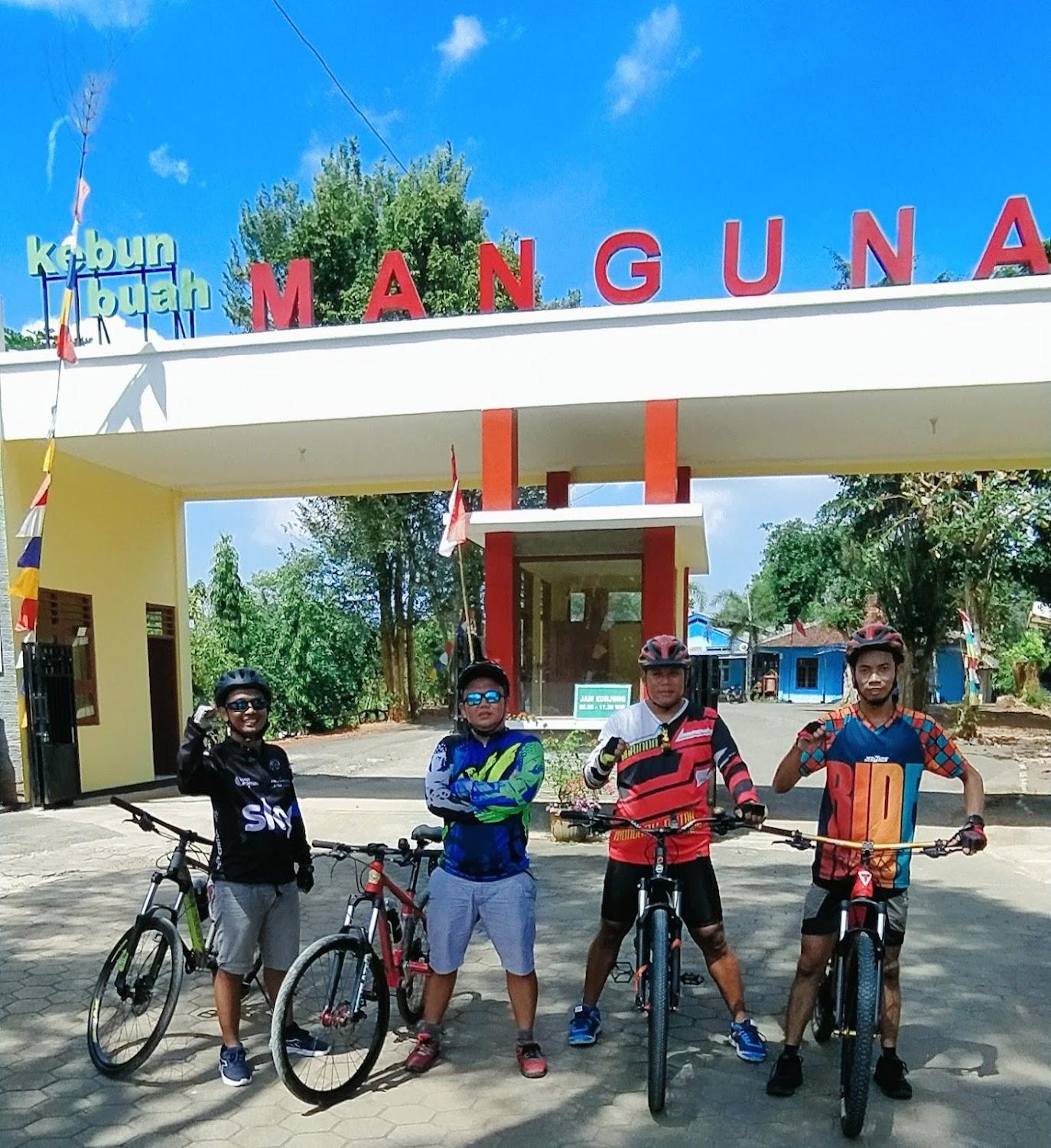 Cover Image for Home Stay Family 96 Mangunan