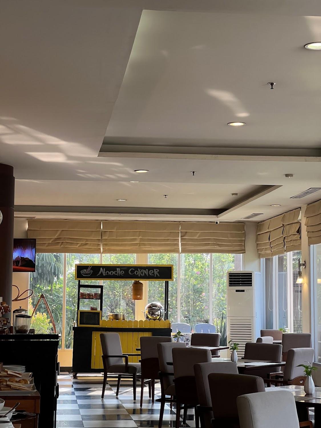 Cover Image for Java Palace Hotel