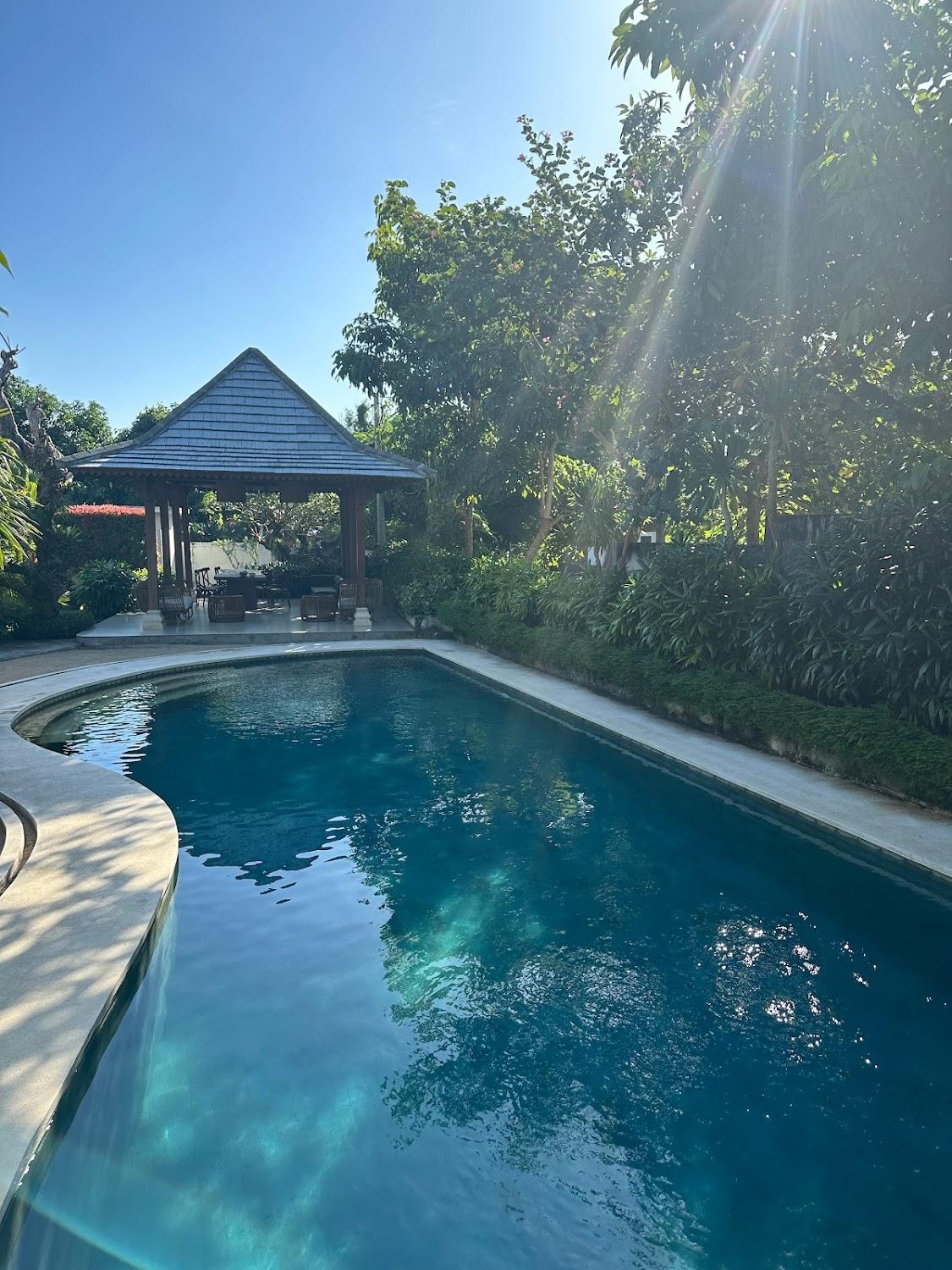 Cover Image for Ratan Uluwatu Hotel And Villas