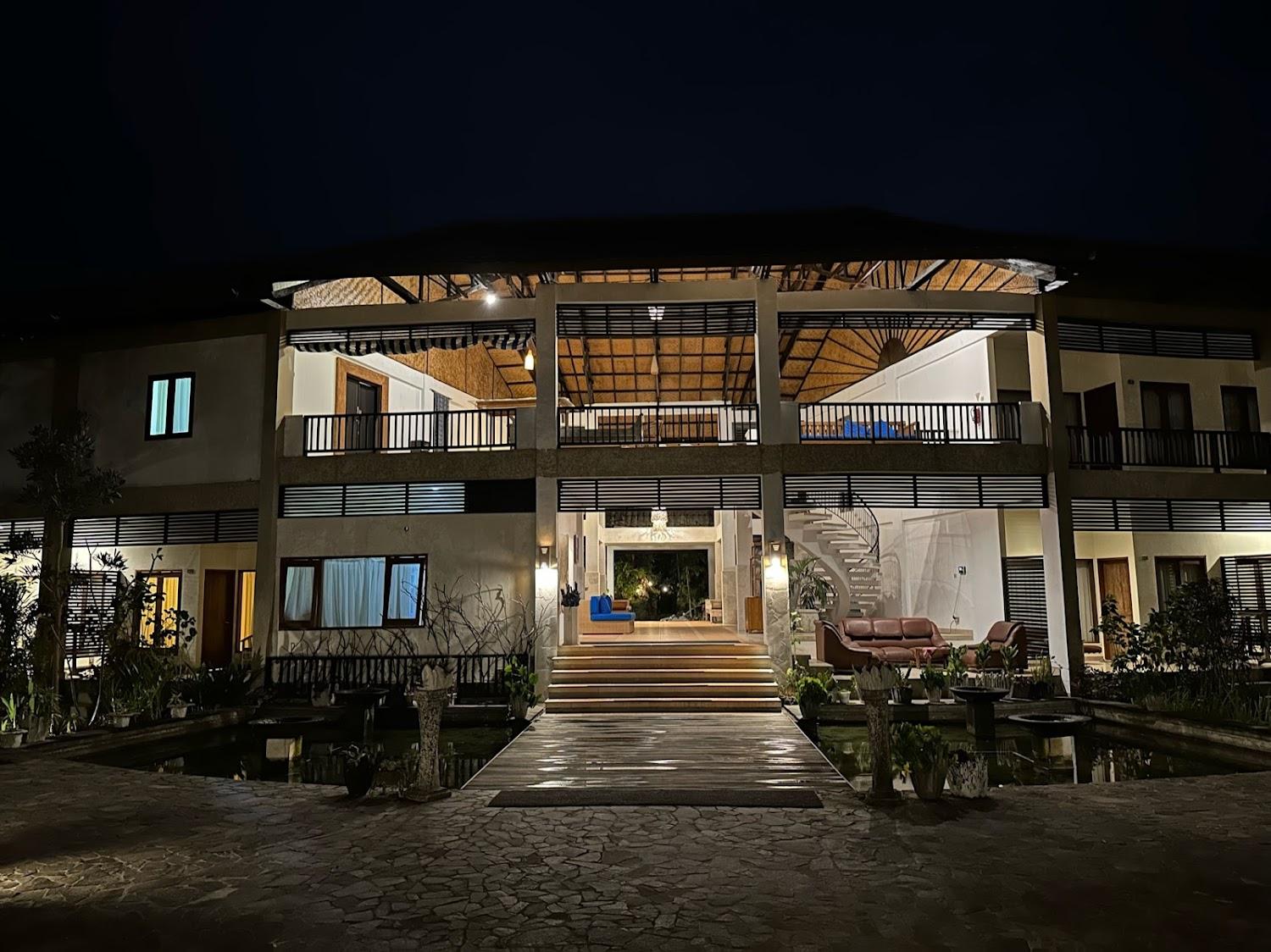 Cover Image for Puri Sari Beach Hotel