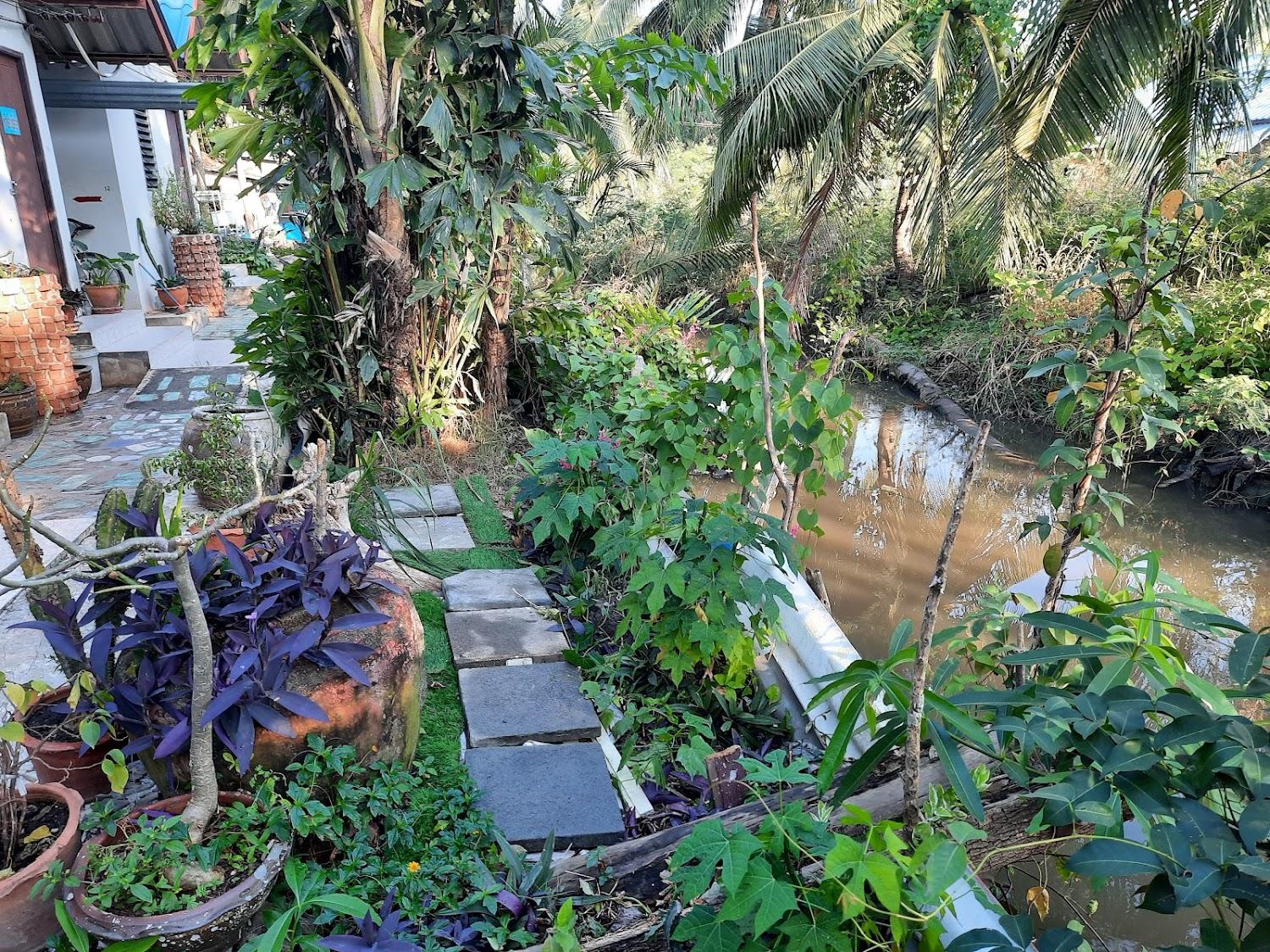 Cover Image for แม่กลองรีสอร์ทสมุทรสงคราม