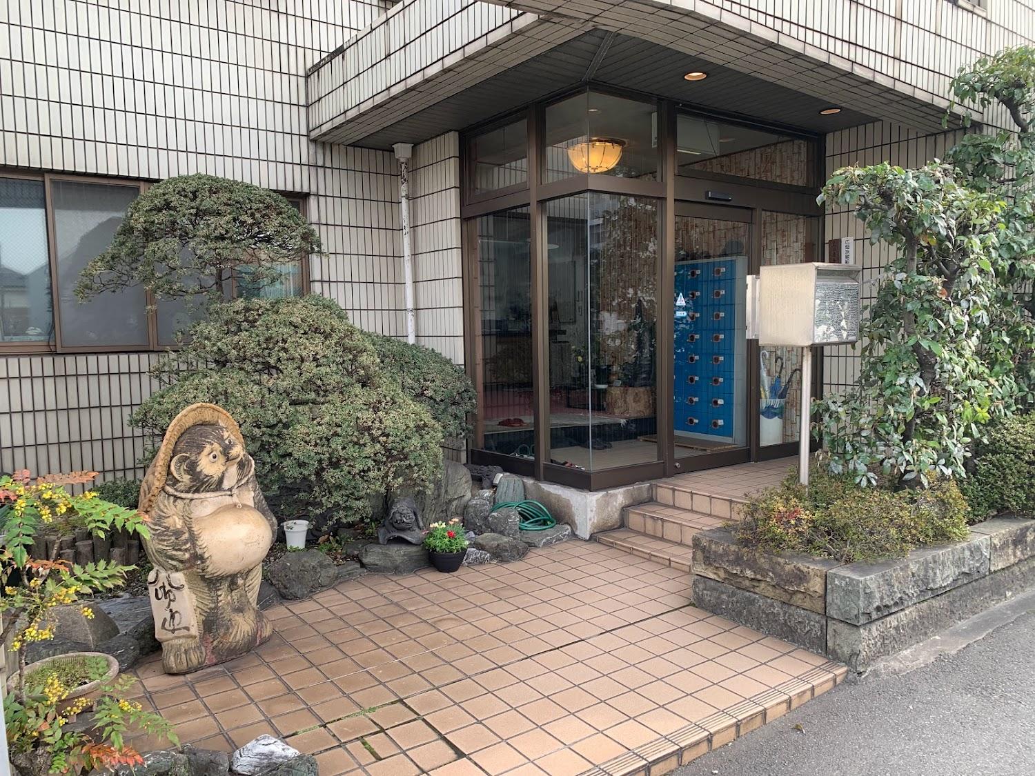 Cover Image for Tsutsuminobo Hotel