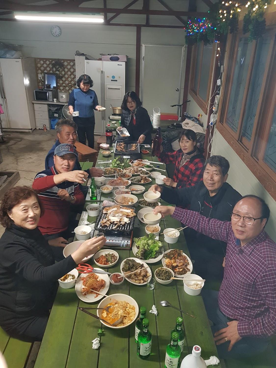 Cover Image for 대부도 힐링펜션 (Yeongheungdo Healing Pension)