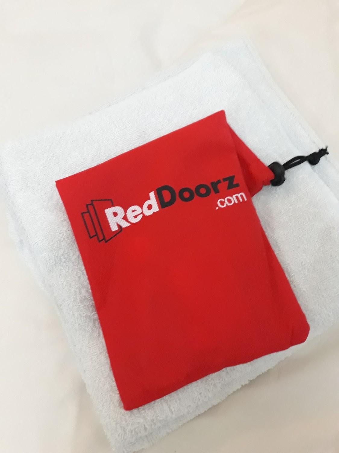 Cover Image for RedDoorz Plus near Stadion Mandala Krida