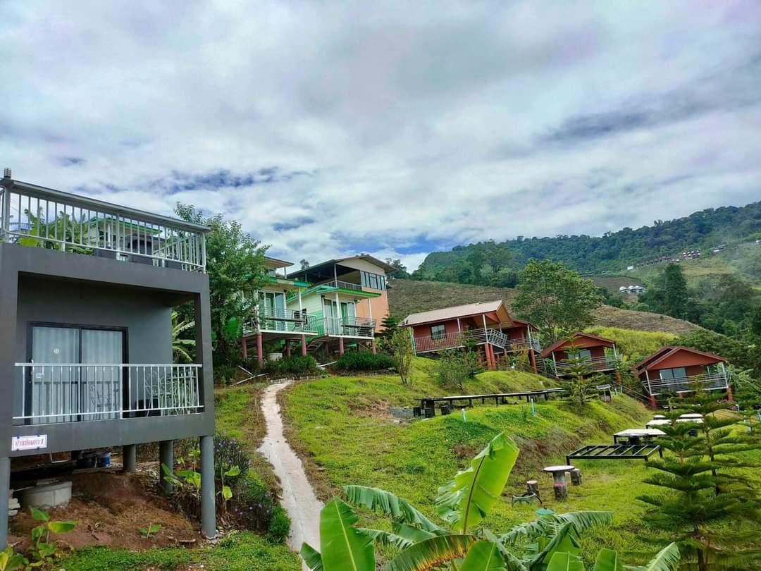 Cover Image for บ้านพักช่อผกา ภูทับเบิก