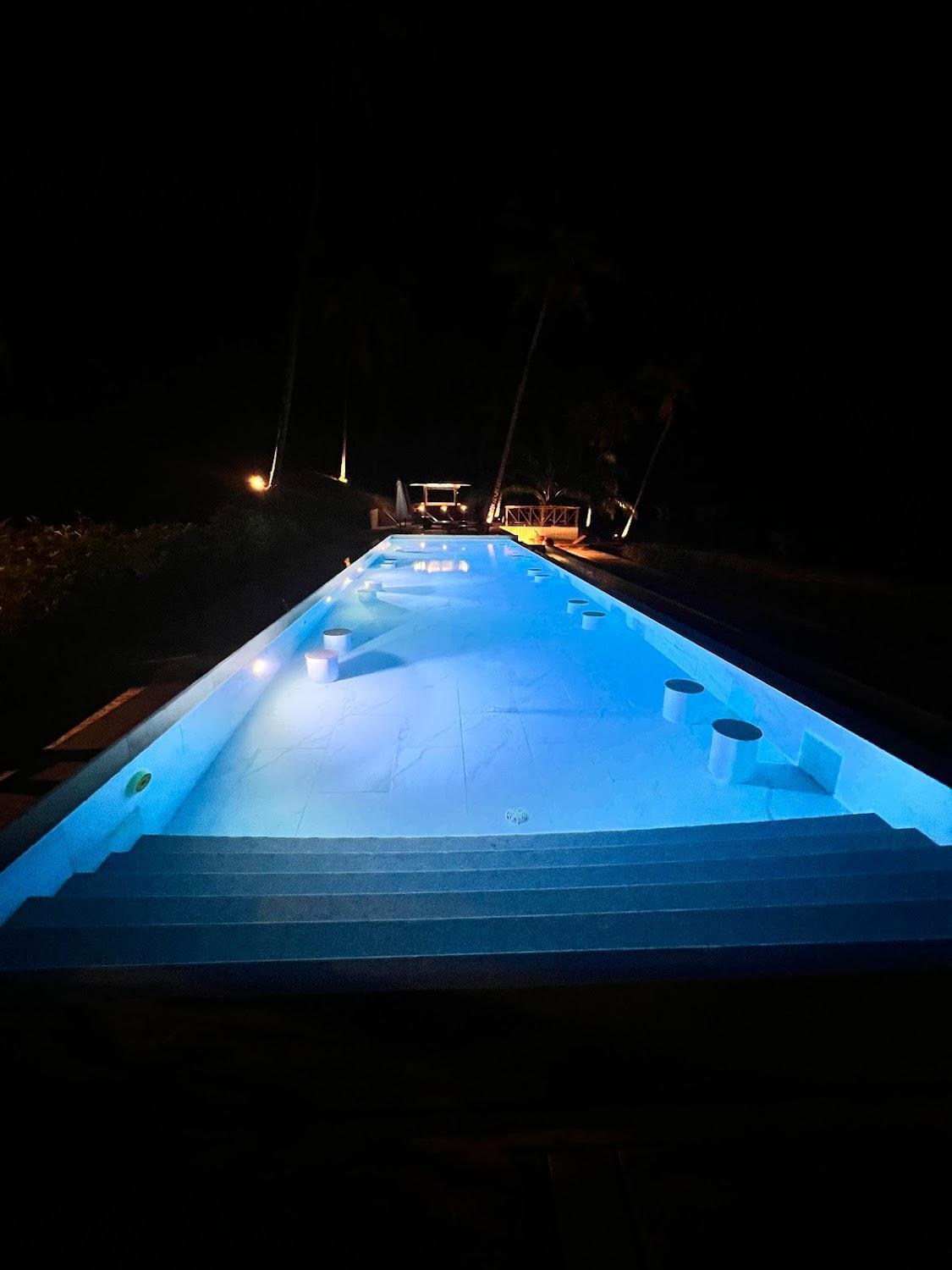 Cover Image for Coconut Grove Villas