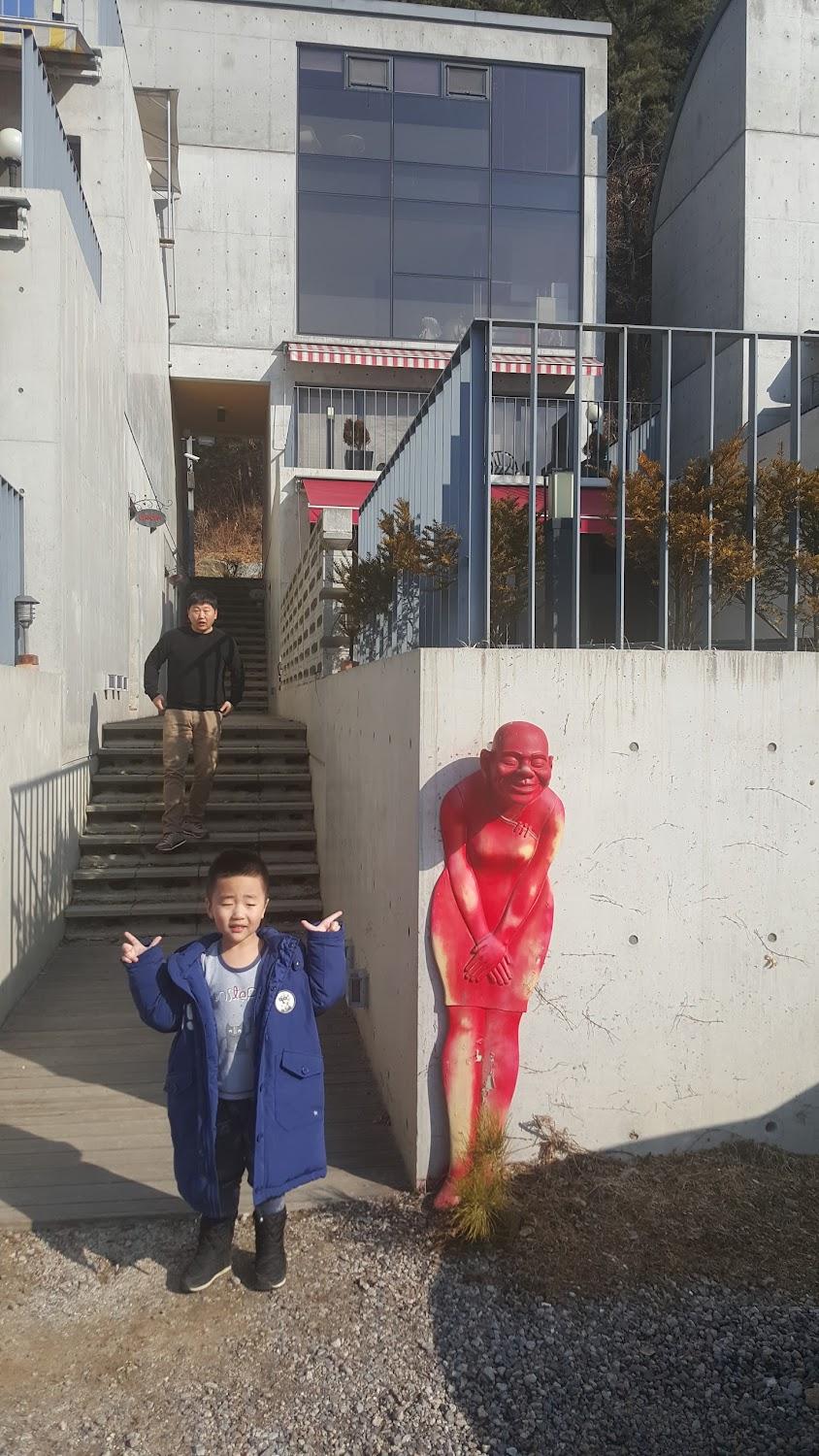 Cover Image for 샤이나펜션