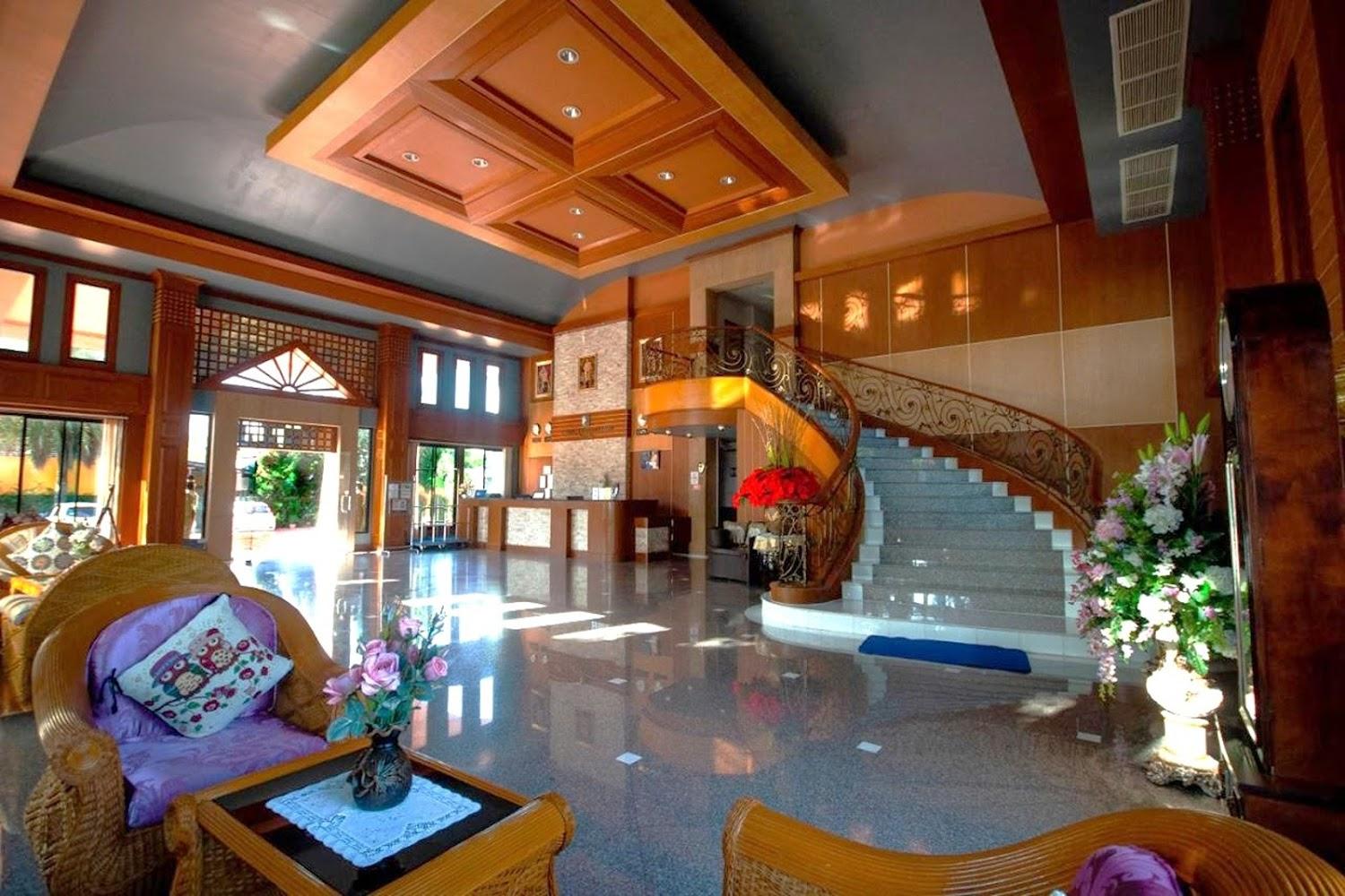 Cover Image for Chiang Rai Grand Room Hotel