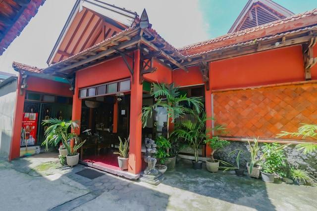 Cover Image for SPOT ON 90272 Istana Griya 1 Hotel