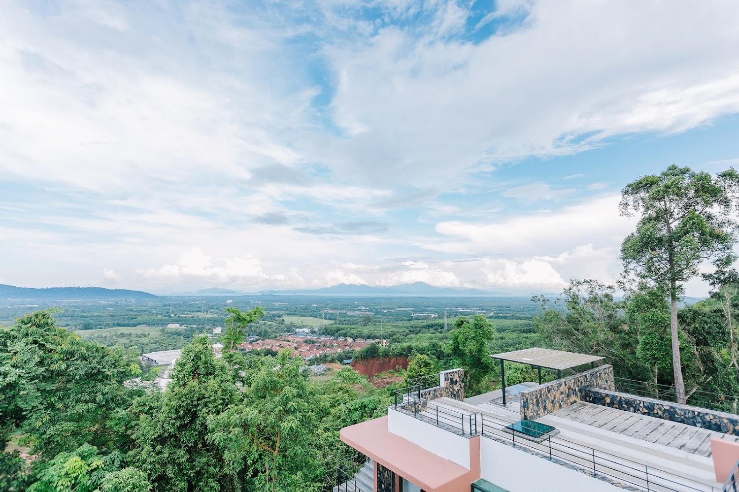 Cover Image for Sky View Resort & Spa
