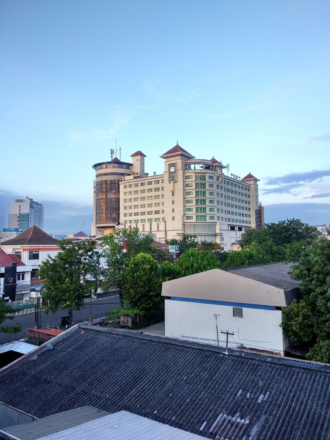 Cover Image for Simpang Lima Residence