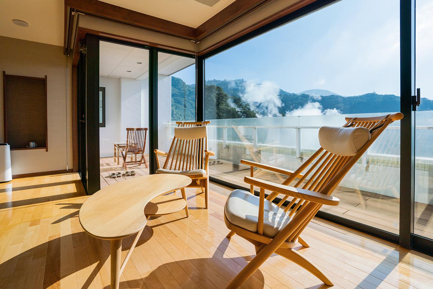 Cover Image for Kirishima Kokusai Hotel