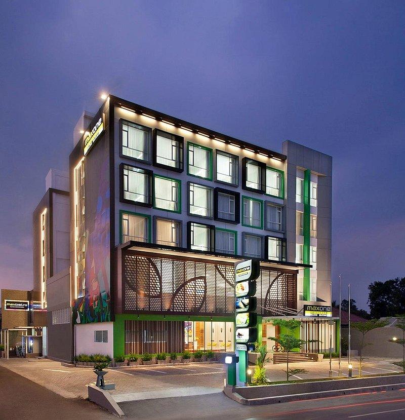 Cover Image for DK Belstar Hotel Belitung