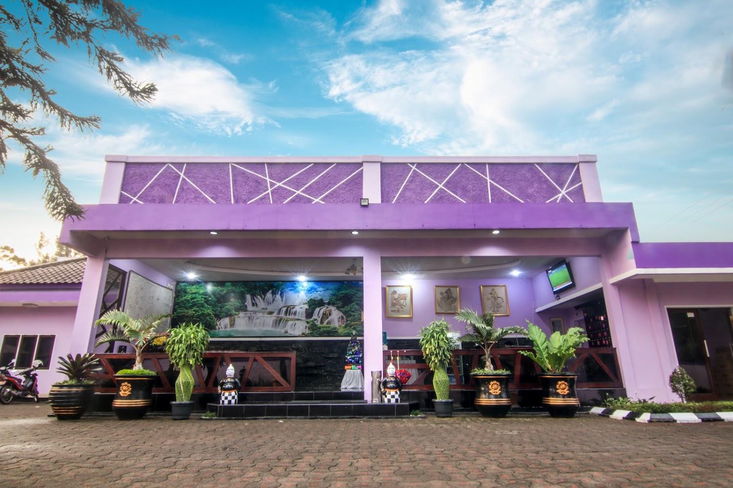 Cover Image for RedDoorz Plus near Istana Cipanas Cianjur