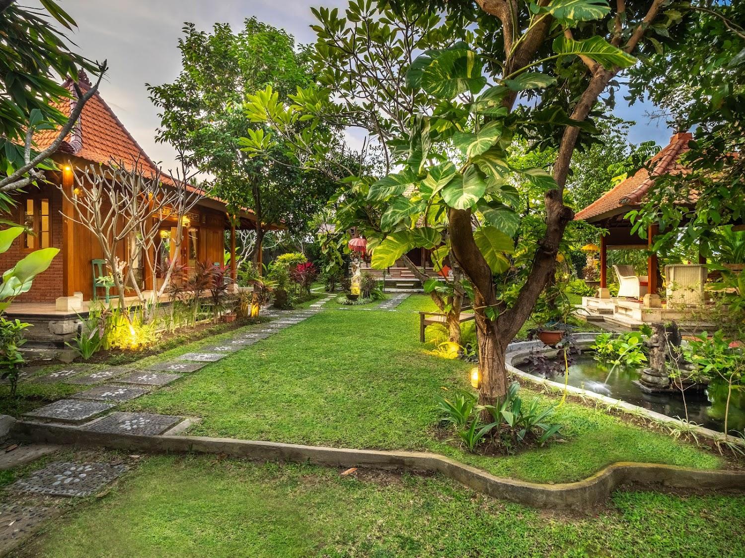 Cover Image for Tiis Garden Puri