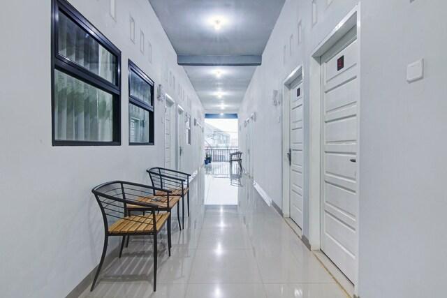 Cover Image for OYO 90704 Nabila Residence Syariah