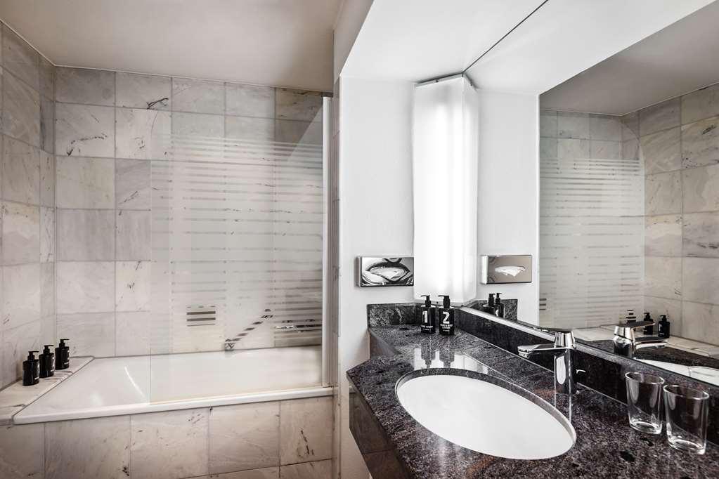 Cover Image for Lindner Hotel Dusseldorf Seestern - JDV by Hyatt