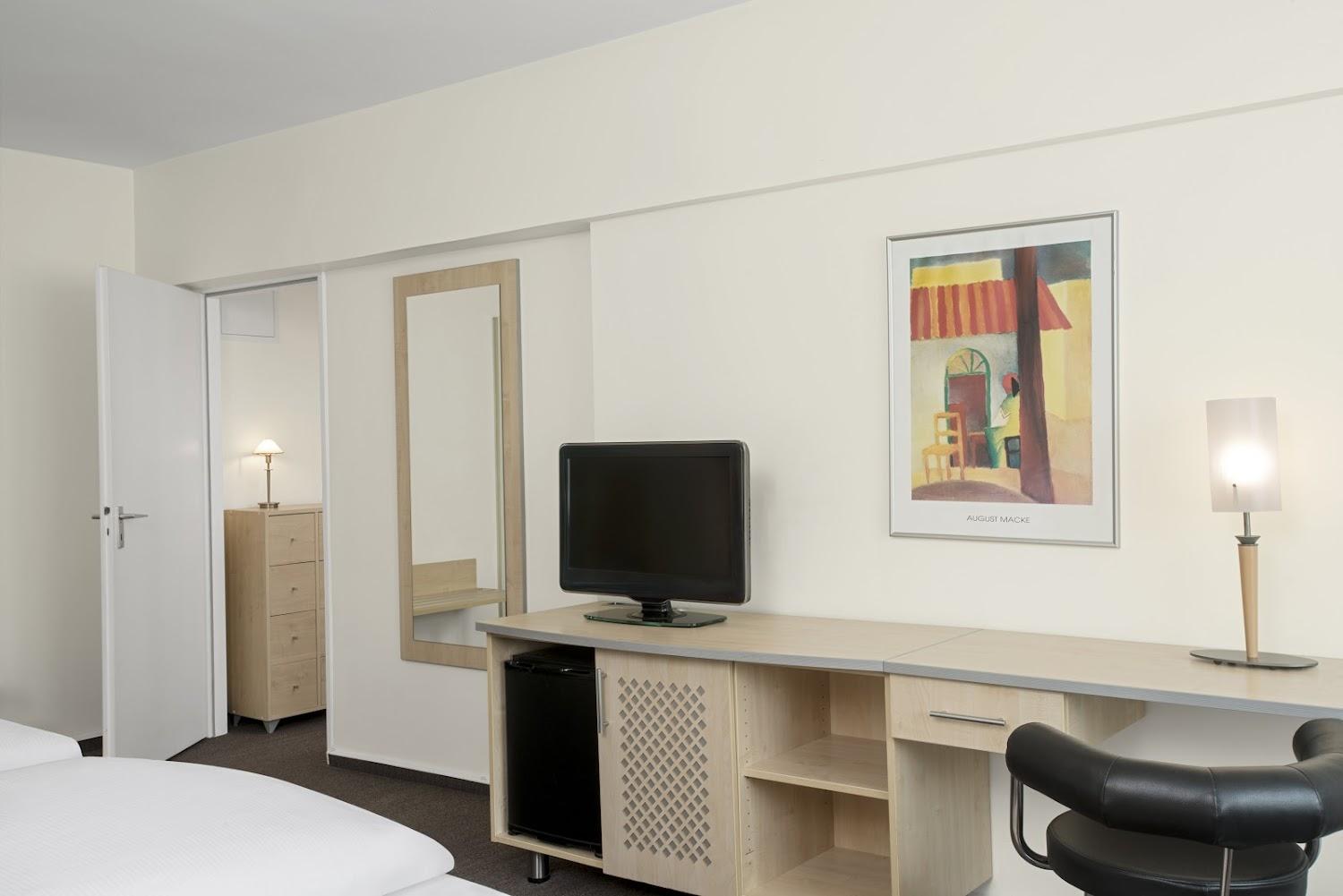 Cover Image for Hotel NH Berlin City West