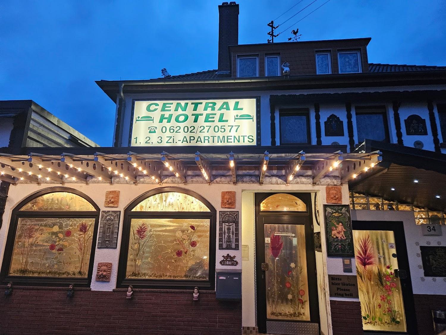 Cover Image for Central Hotel