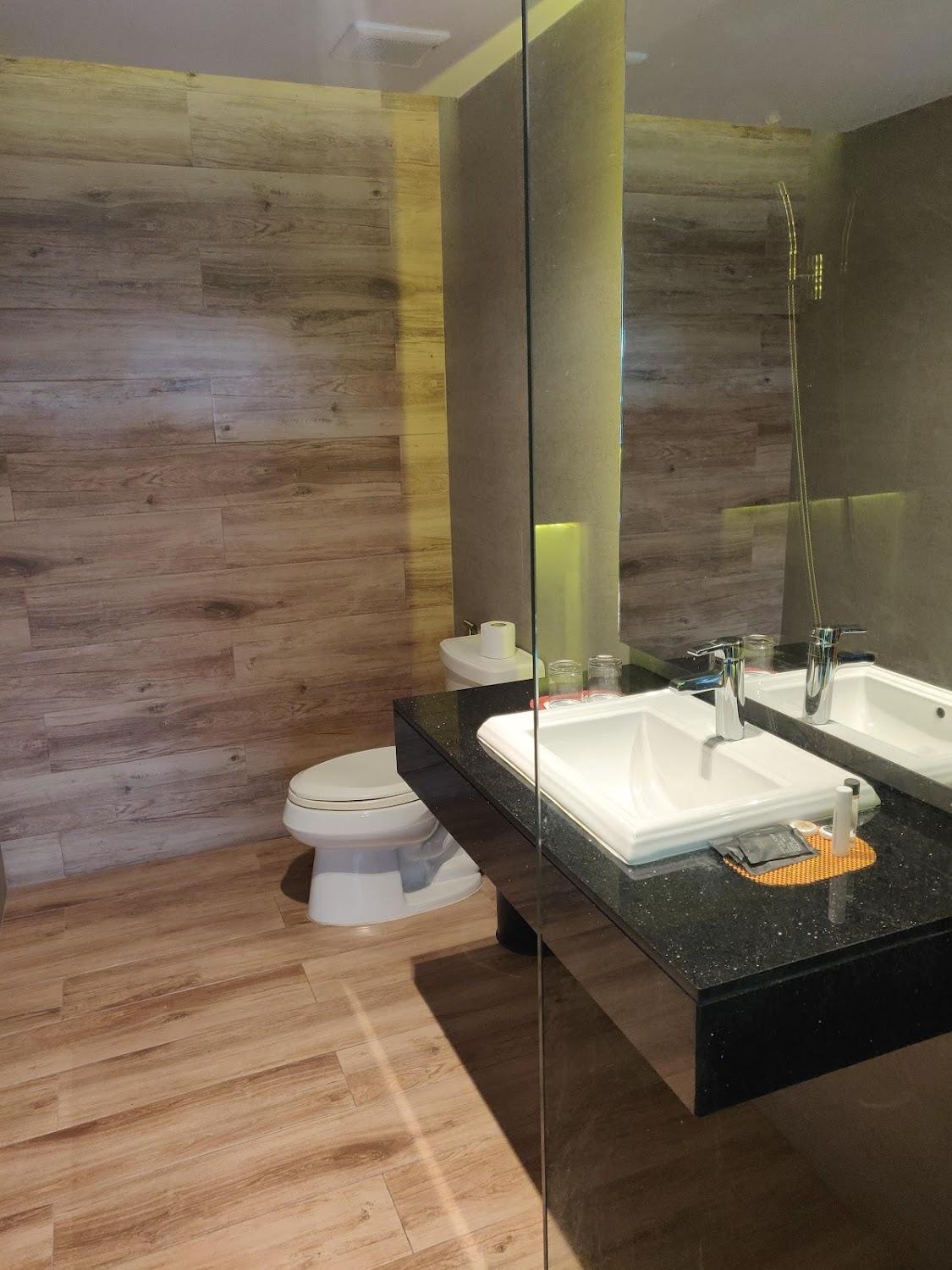 Cover Image for The Glory Gold Boutique Hotel