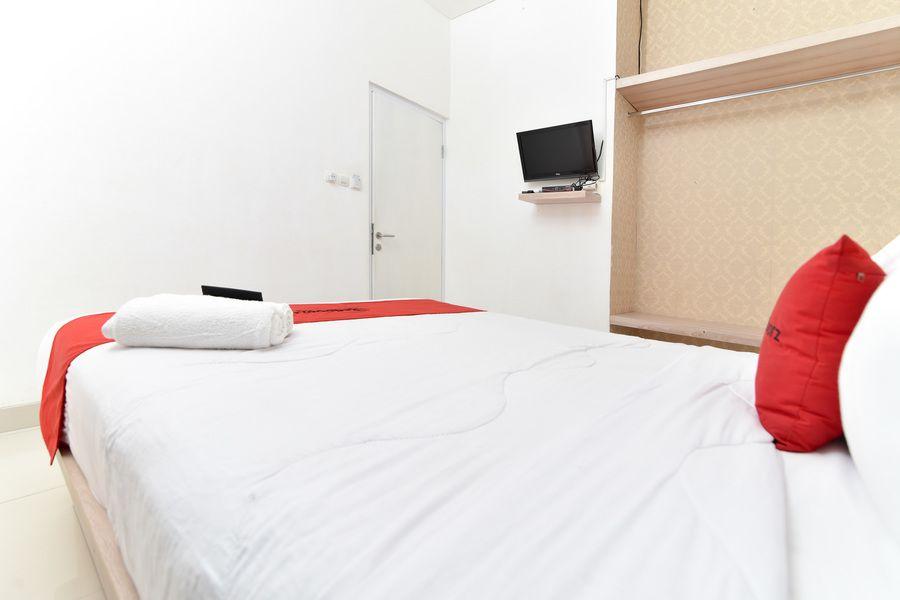 Cover Image for RedDoorz near Udayana University Jimbaran