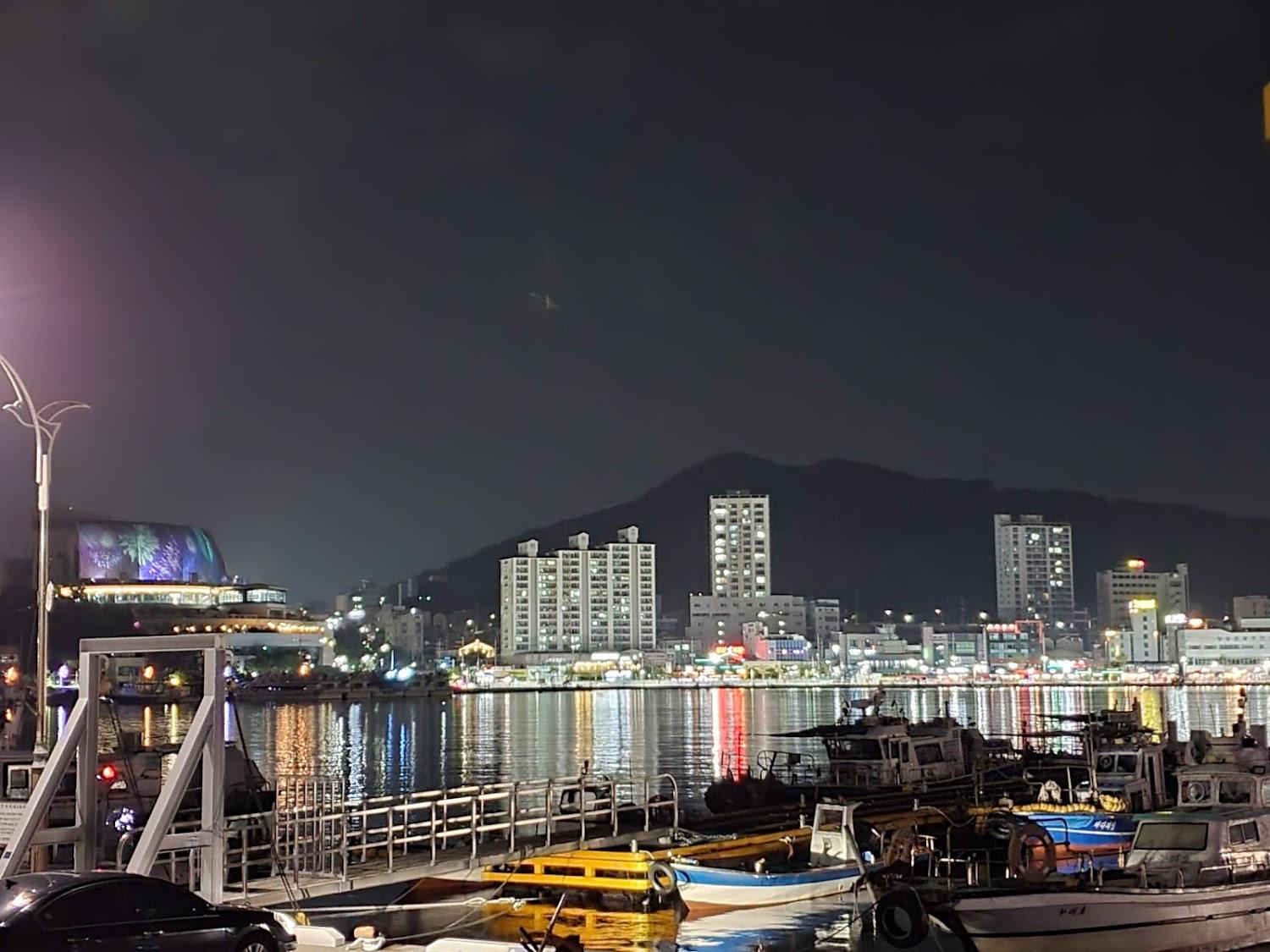 Cover Image for 하얀등대펜션